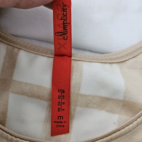 SPANX Simplicity Tank Top Medium Nude Cami Scoop Neck Camisole Shaping Slimming - Picture 3 of 7